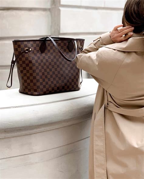 louis vuitton price paris|lv neverfull price in paris.